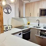 Atuairehome Visita Museo Evolucion *