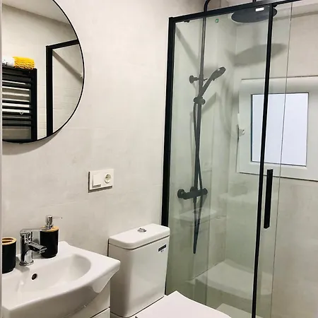 Lägenhet Atuaire Visita Museo De La Evolucion Humana En Parking Incluido *